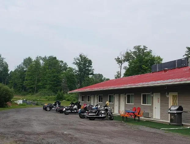 Calabogie Motor Inn hotel detail image 1