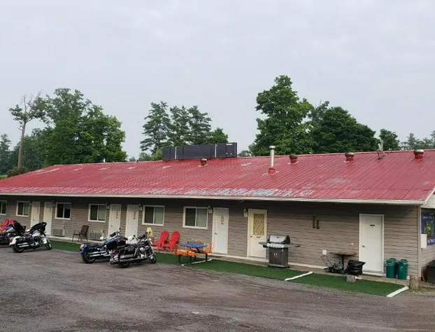 Calabogie Motor Inn hotel detail image 2