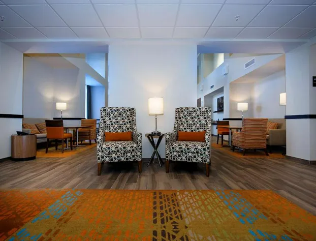 Hampton Inn & Suites by Hilton Truro hotel detail image 4