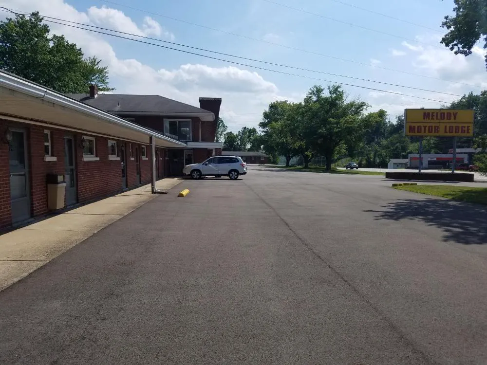 Melody Motor Lodge hotel hero