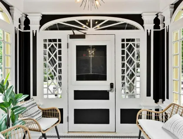 The Coach House hotel detail image 1