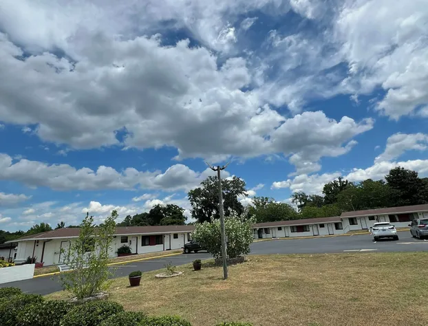 Budget Inn hotel detail image 2