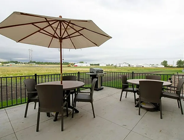 Cobblestone Hotel & Suites – Devils Lake hotel detail image 2