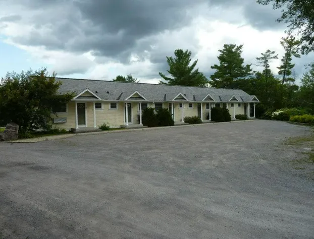 The Burleigh Falls Inn & Suites hotel detail image 1