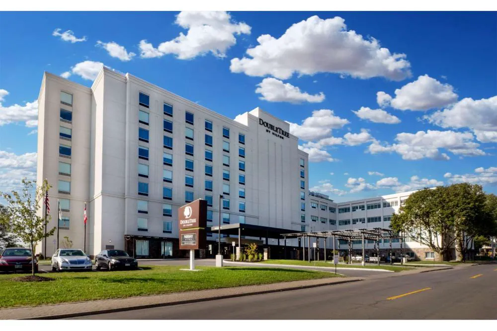 DoubleTree by Hilton Hotel Niagara Falls New York hotel hero