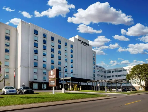 DoubleTree by Hilton Hotel Niagara Falls New York hotel detail image 4