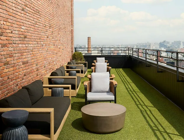 Arlo Williamsburg hotel detail image 1