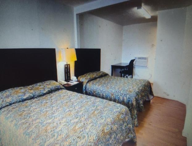 Budget Inn & Suites hotel detail image 1