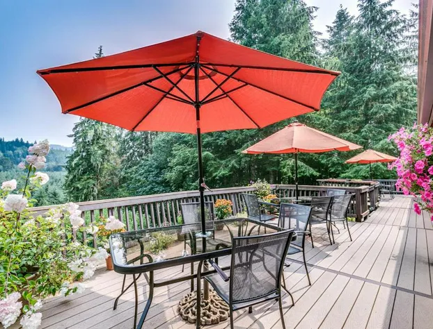 Misty Valley Inn B&B hotel detail image 2