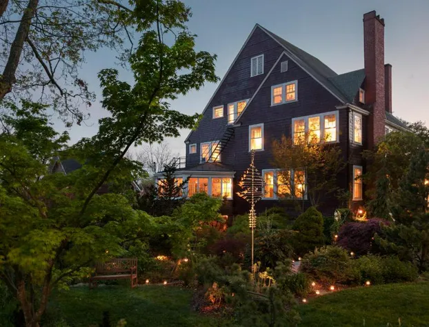 Blind Tiger Asheville hotel detail image 1