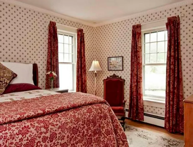 Golden Stage Inn B&B hotel detail image 1