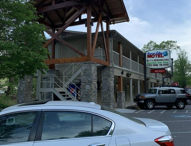 Rivers Edge Motel hotel detail image 2
