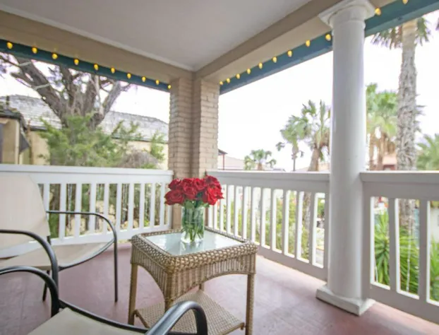 Inn on Charlotte hotel detail image 3