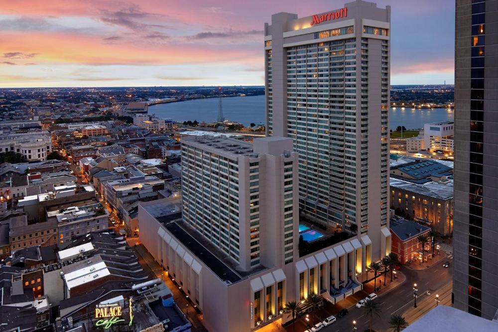 New Orleans Marriott hotel hero