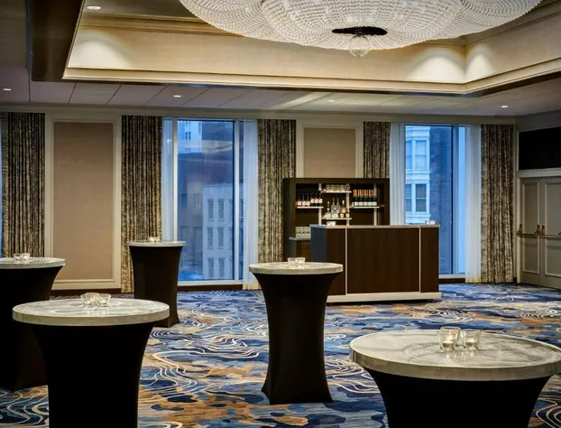 New Orleans Marriott hotel detail image 2