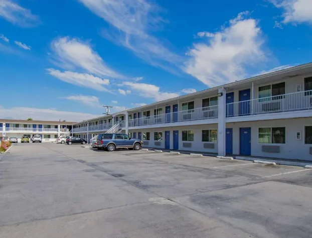 Motel 6 San Bernardino, CA - Downtown hotel detail image 2