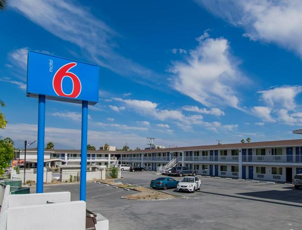 Motel 6 San Bernardino, CA - Downtown hotel detail image 1