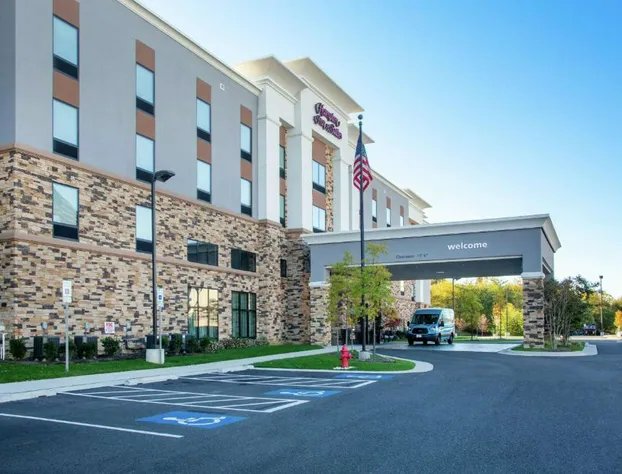 Hampton Inn & Suites Glenarden/Washington DC hotel detail image 1
