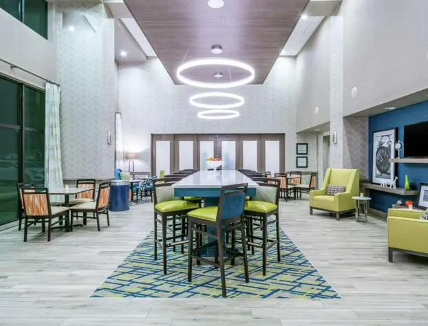 Hampton Inn & Suites Glenarden/Washington DC hotel detail image 4