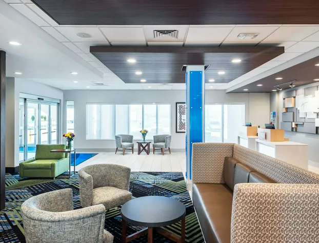 Holiday Inn Express & Suites Punta Gorda by IHG hotel detail image 2