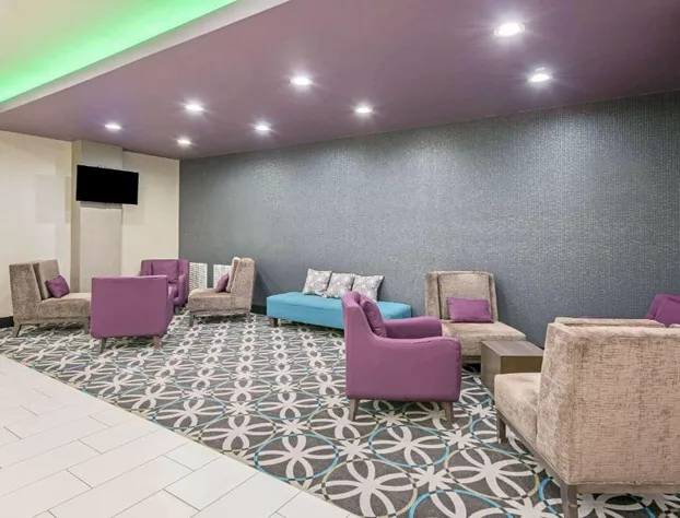 La Quinta Inn & Suites by Wyndham Weatherford OK hotel detail image 3