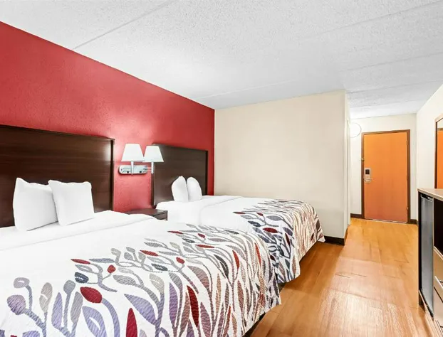 Red Roof Inn Cortland hotel detail image 4