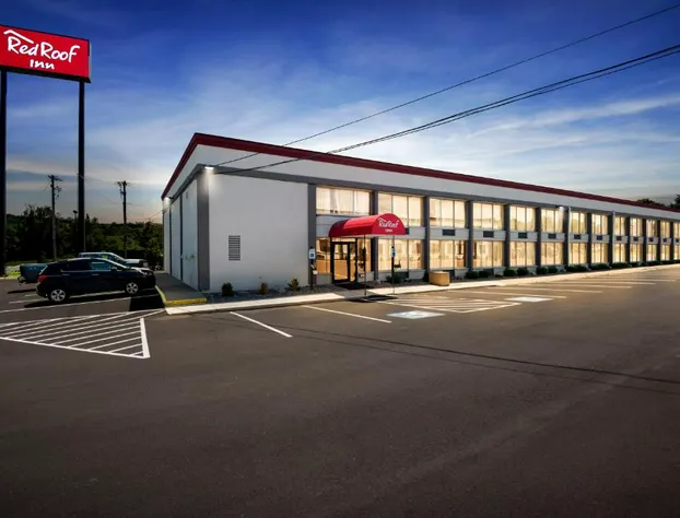 Red Roof Inn Cortland hotel detail image 3