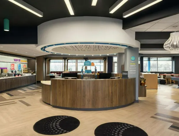 Tru by Hilton York hotel detail image 4