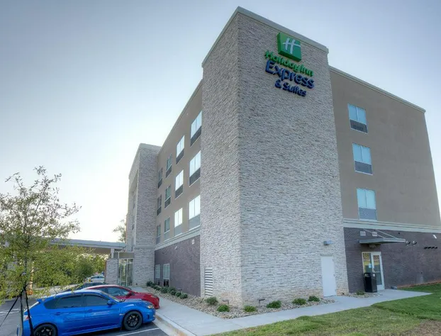 Holiday Inn Express & Suites Fort Mill by IHG hotel detail image 1