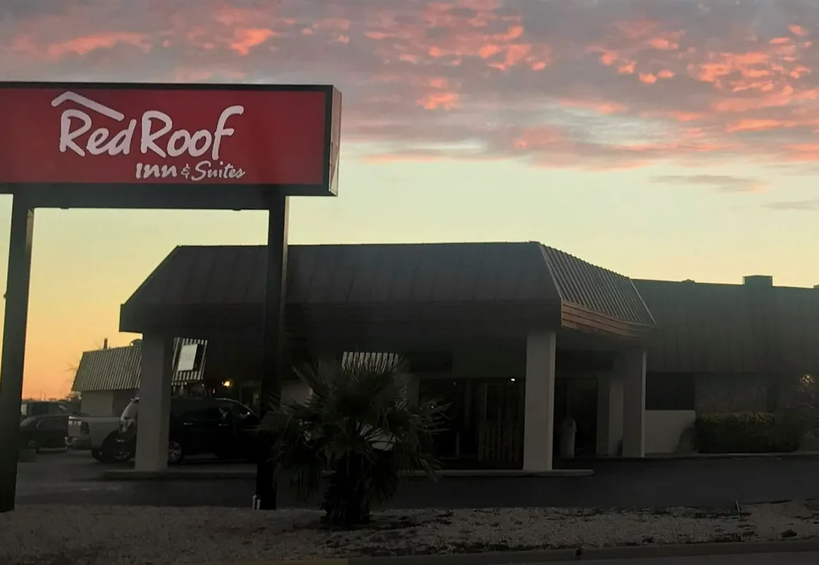 Red Roof Inn & Suites San Angelo hotel hero