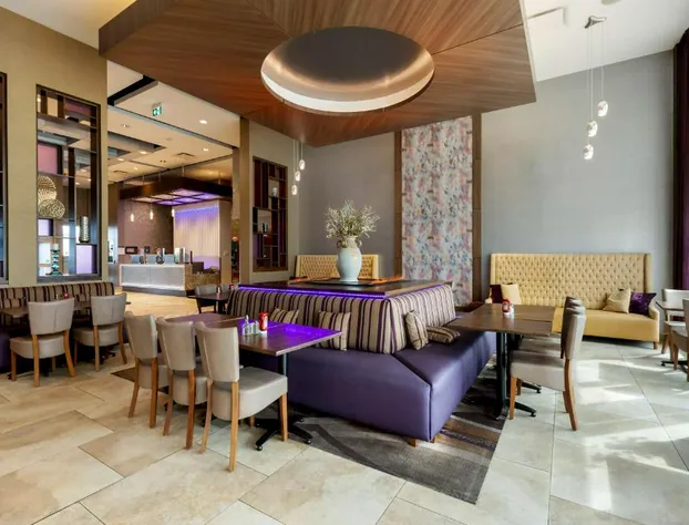 Best Western Plus St. John's Airport Hotel and Suites hotel detail image 4