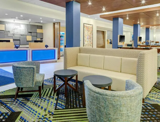 Holiday Inn Express and Suites King George- Dahlgren by IHG hotel detail image 3