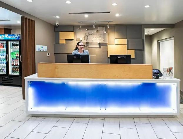 Holiday Inn Express & Suites Tulsa South - Woodland Hills by IHG hotel detail image 3