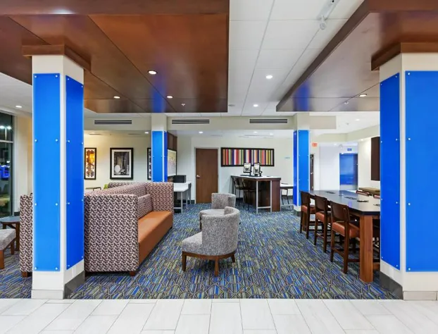 Holiday Inn Express & Suites Tulsa South - Woodland Hills by IHG hotel detail image 4