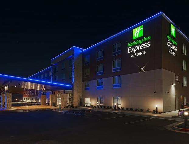 Holiday Inn Express & Suites Tulsa South - Woodland Hills, an IHG Hotel hotel detail image 1