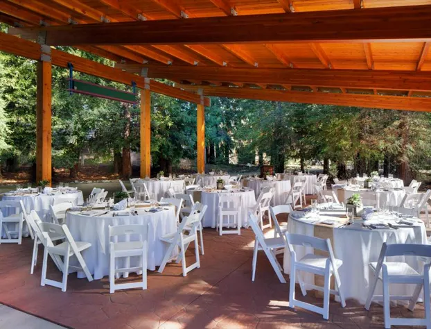 Sheraton Redding Hotel at the Sundial Bridge hotel detail image 3