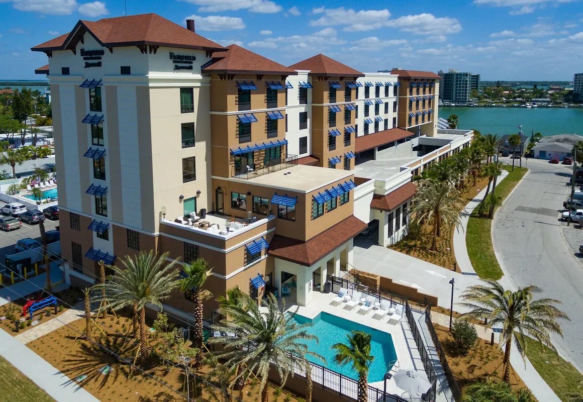Fairfield Inn & Suites by Marriott Clearwater Beach hotel hero