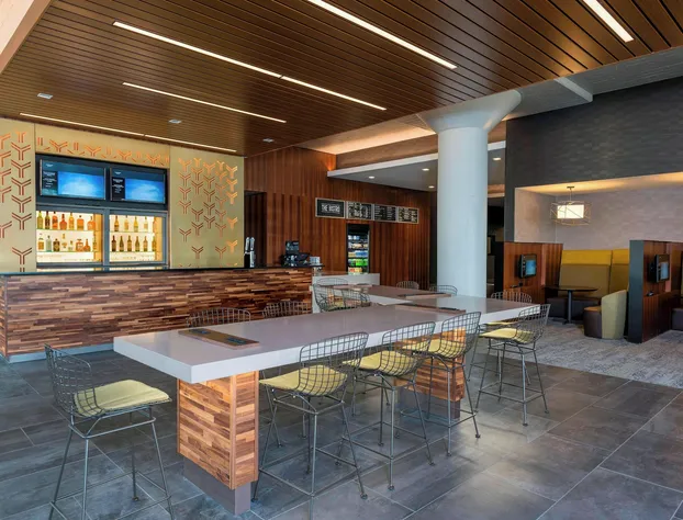 Courtyard by Marriott Waterloo Cedar Falls hotel detail image 3