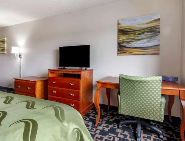 Quality Inn Redgranite hotel detail image 1