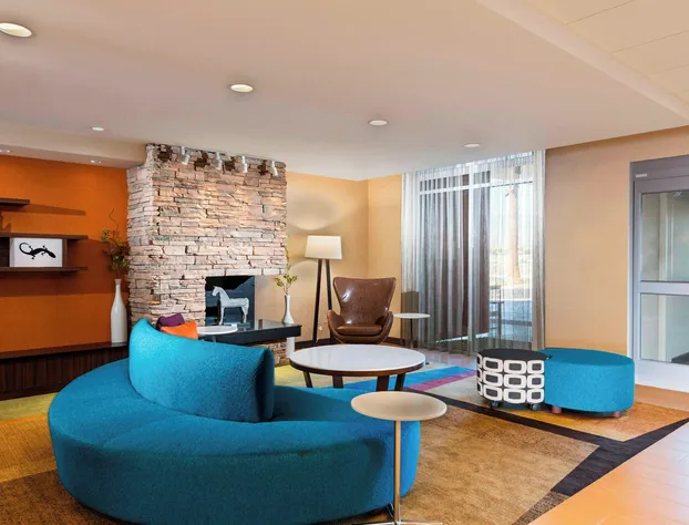 Fairfield by Marriott Inn & Suites Palm Desert Coachella Valley hotel detail image 2