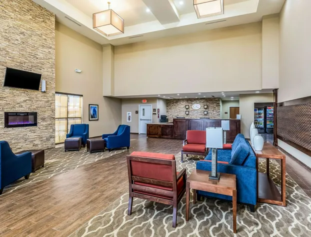 Comfort Suites hotel detail image 4