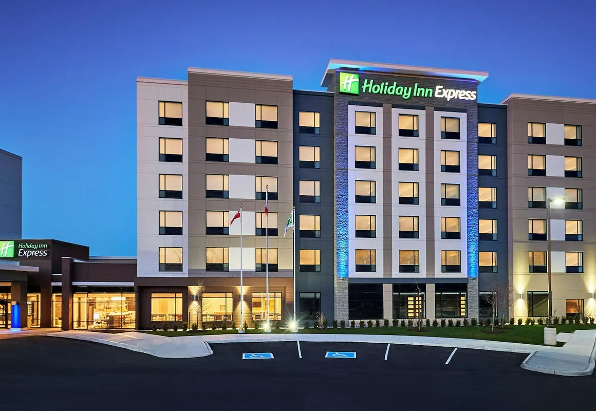 Holiday Inn Express Niagara-On-The-Lake by IHG hotel hero