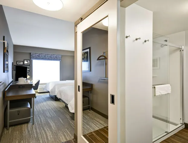 Hampton Inn Livonia Detroit hotel detail image 4