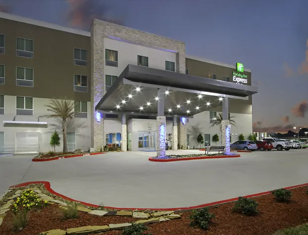 Holiday Inn Express & Suites Lake Charles South Casino Area by IHG hotel detail image 1