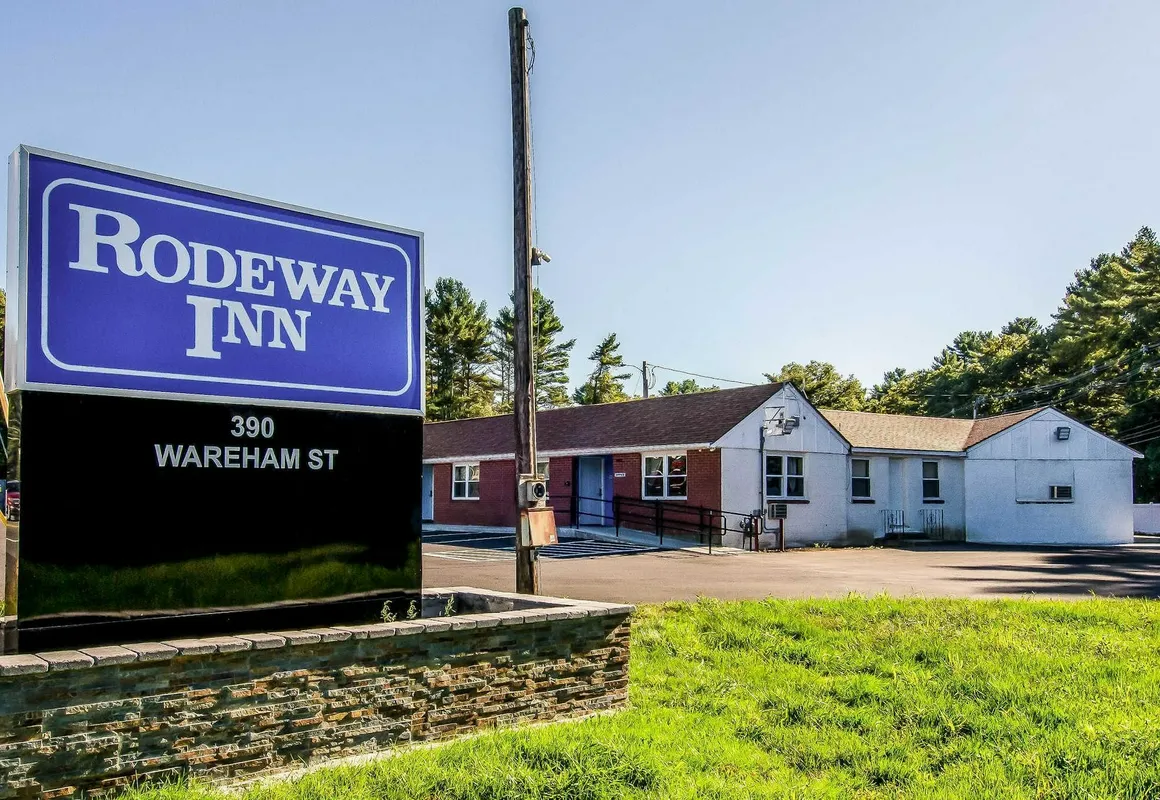Rodeway Inn Middleboro - Plymouth hotel hero
