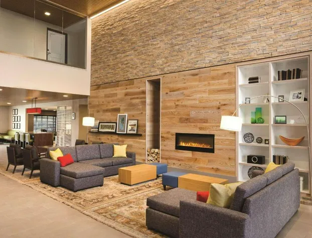 Country Inn & Suites by Radisson Lawrence hotel detail image 4