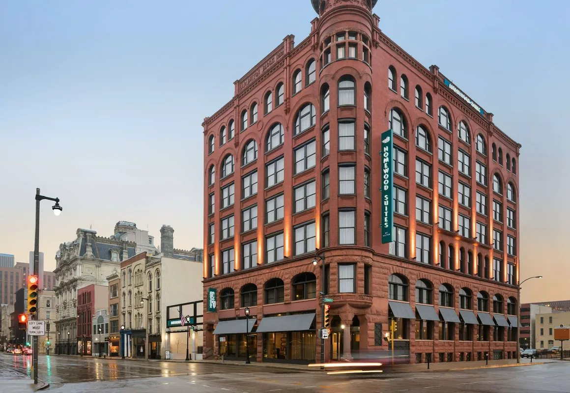 Homewood Suites By Hilton Milwaukee Downtown hotel hero
