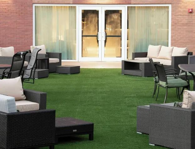 Courtyard by Marriott New York Queens/Fresh Meadows hotel detail image 1