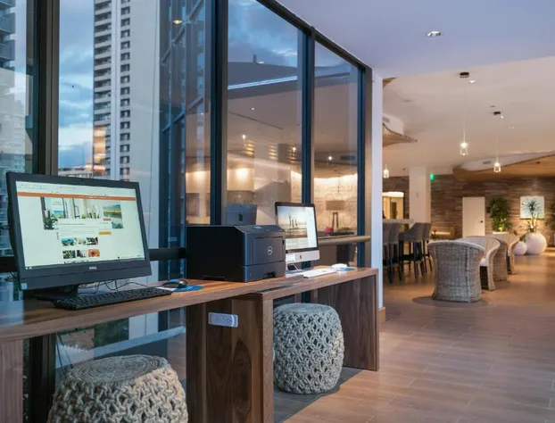 Hyatt Centric Waikiki Beach hotel detail image 4