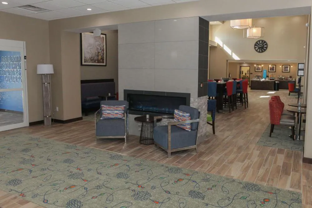Hampton Inn & Suites Lafayette Medical Center, CO hotel hero